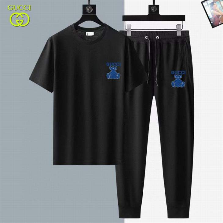 Picture of Gucci Shirt Pant Suits _SKUGucciM-5XL12yr20222086